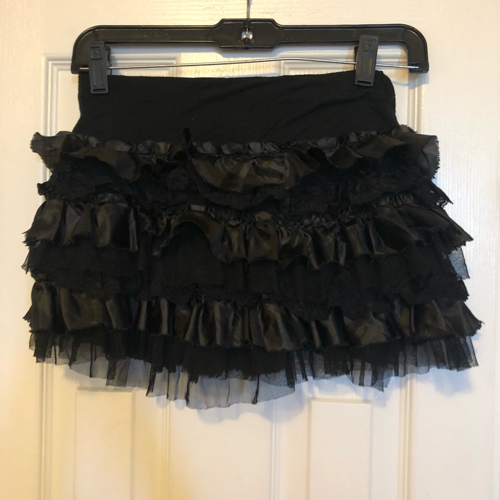 Black skirt